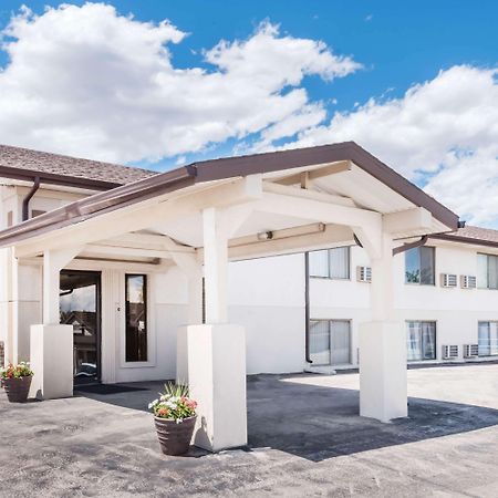 Super 8 By Wyndham Belle Fourche Sd Hotel Exterior foto
